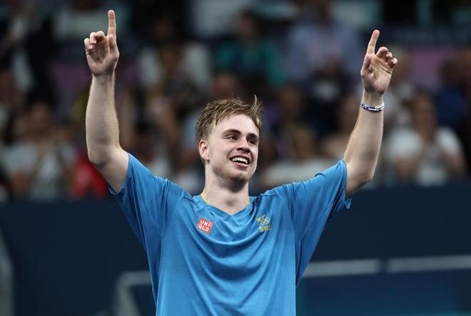 足球队提供 足球队提供